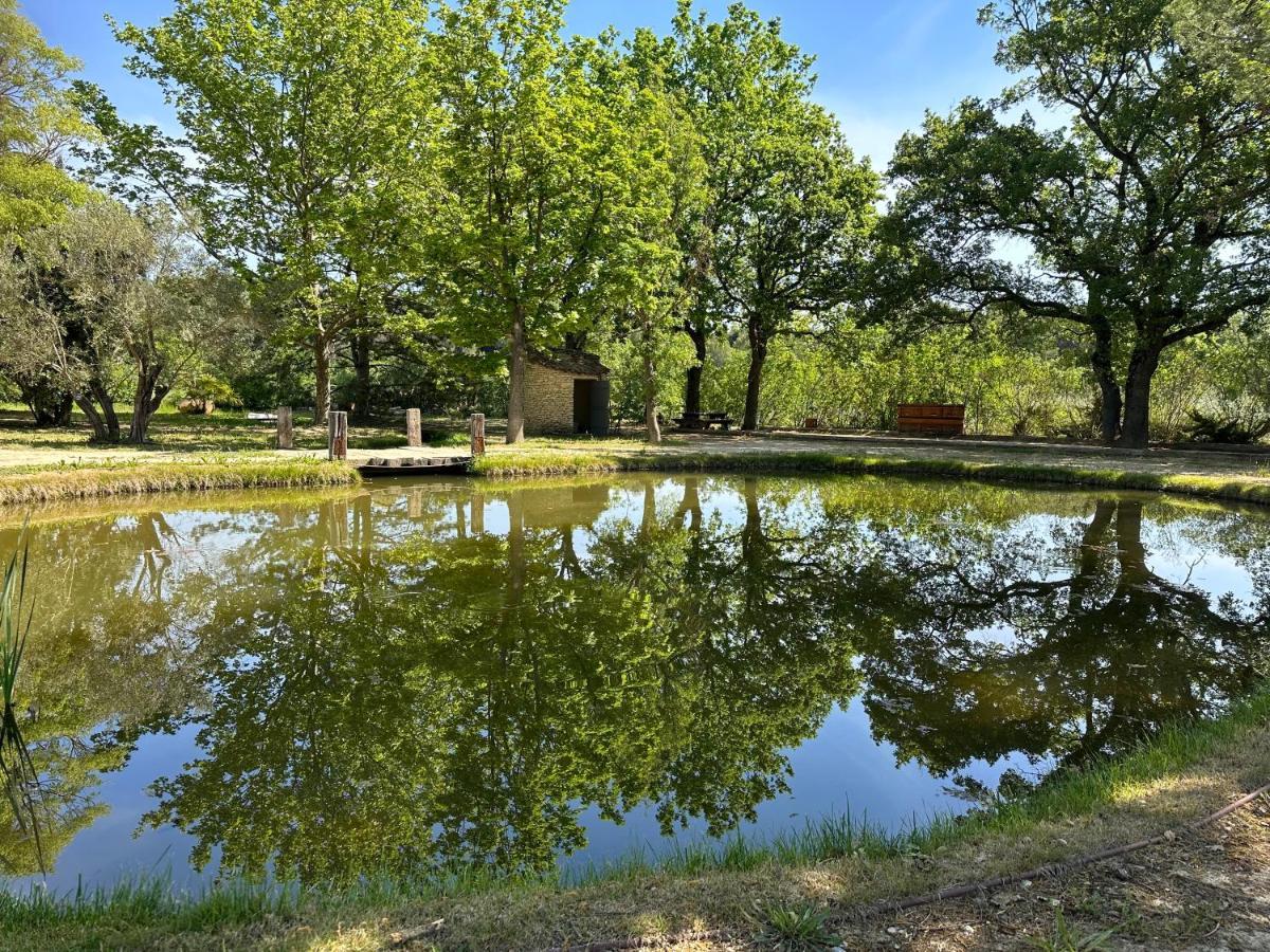 Hotel Bastide Du Defends à Pertuis Extérieur photo