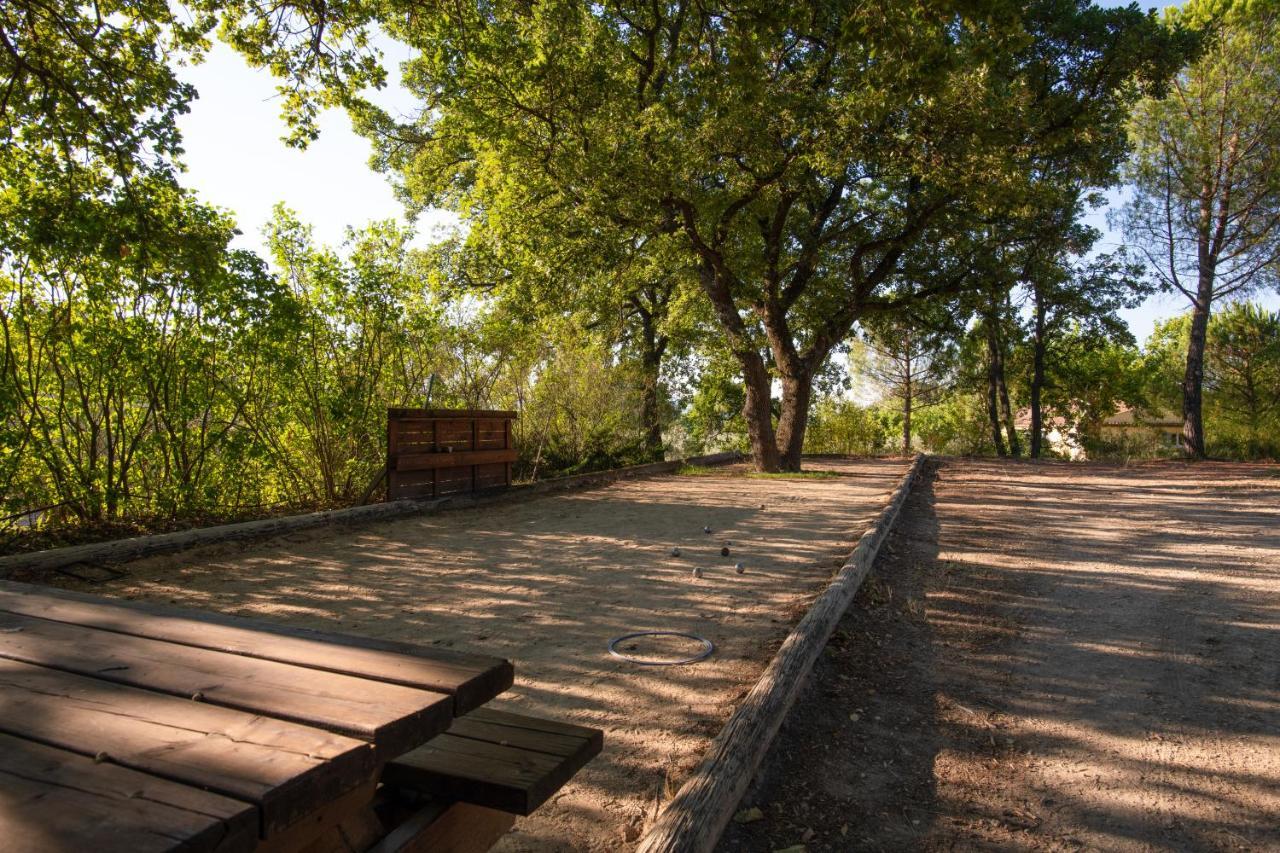 Hotel Bastide Du Defends à Pertuis Extérieur photo