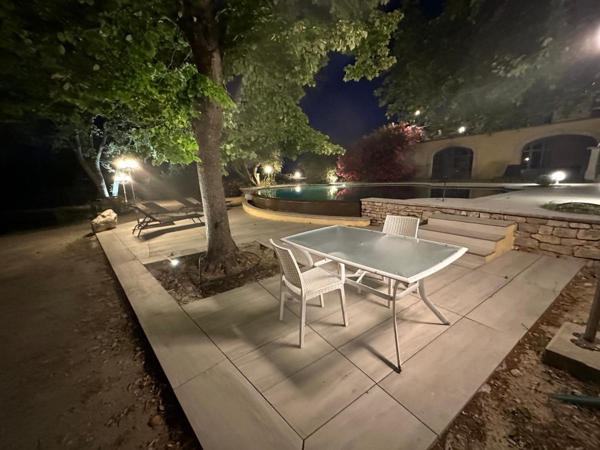 Hotel Bastide Du Defends à Pertuis Extérieur photo